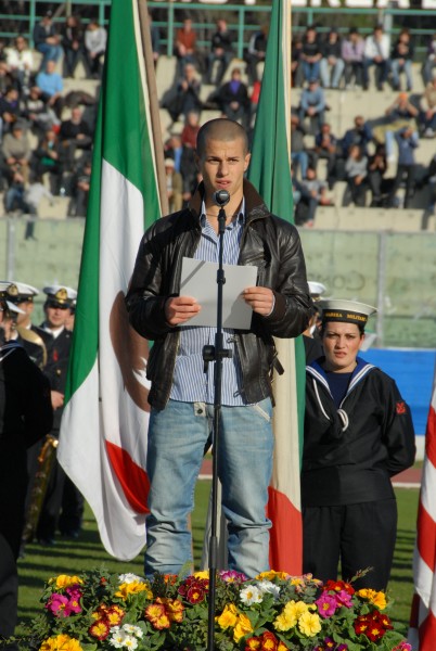 Ingrandisci la foto