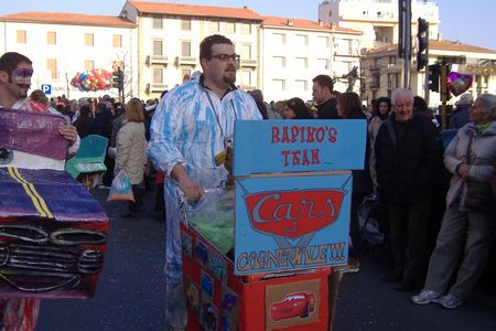 Ingrandisci la foto