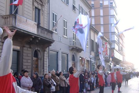 Ingrandisci la foto