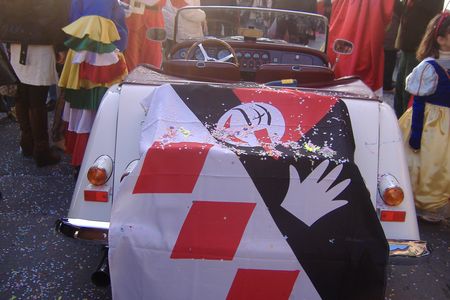Ingrandisci la foto