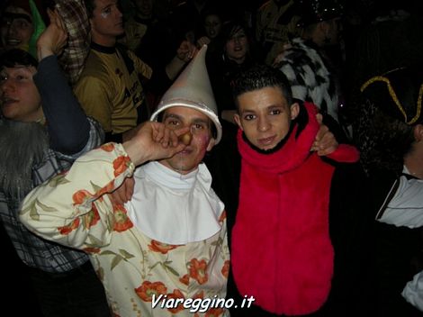 Ingrandisci la foto