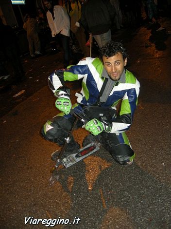 Ingrandisci la foto