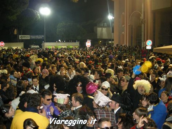 Ingrandisci la foto