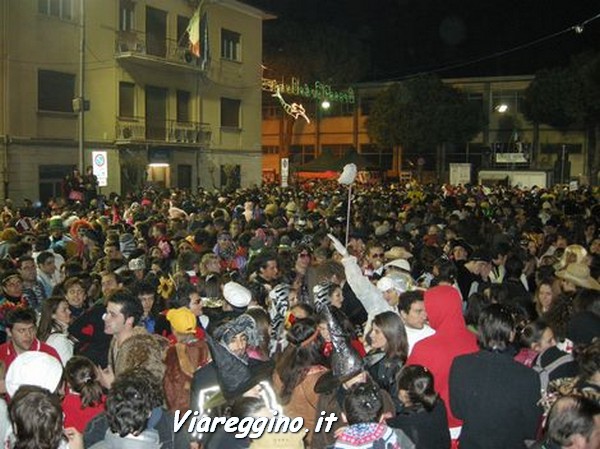 Ingrandisci la foto