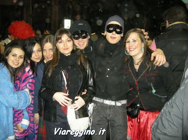 Ingrandisci la foto